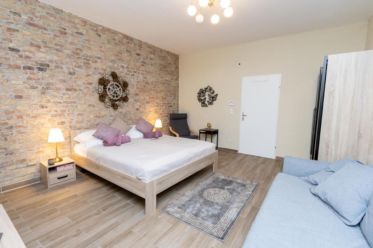 Comfortable Romantic 1 Bedroom Apartment Near Augarten ウィーン エクステリア 写真