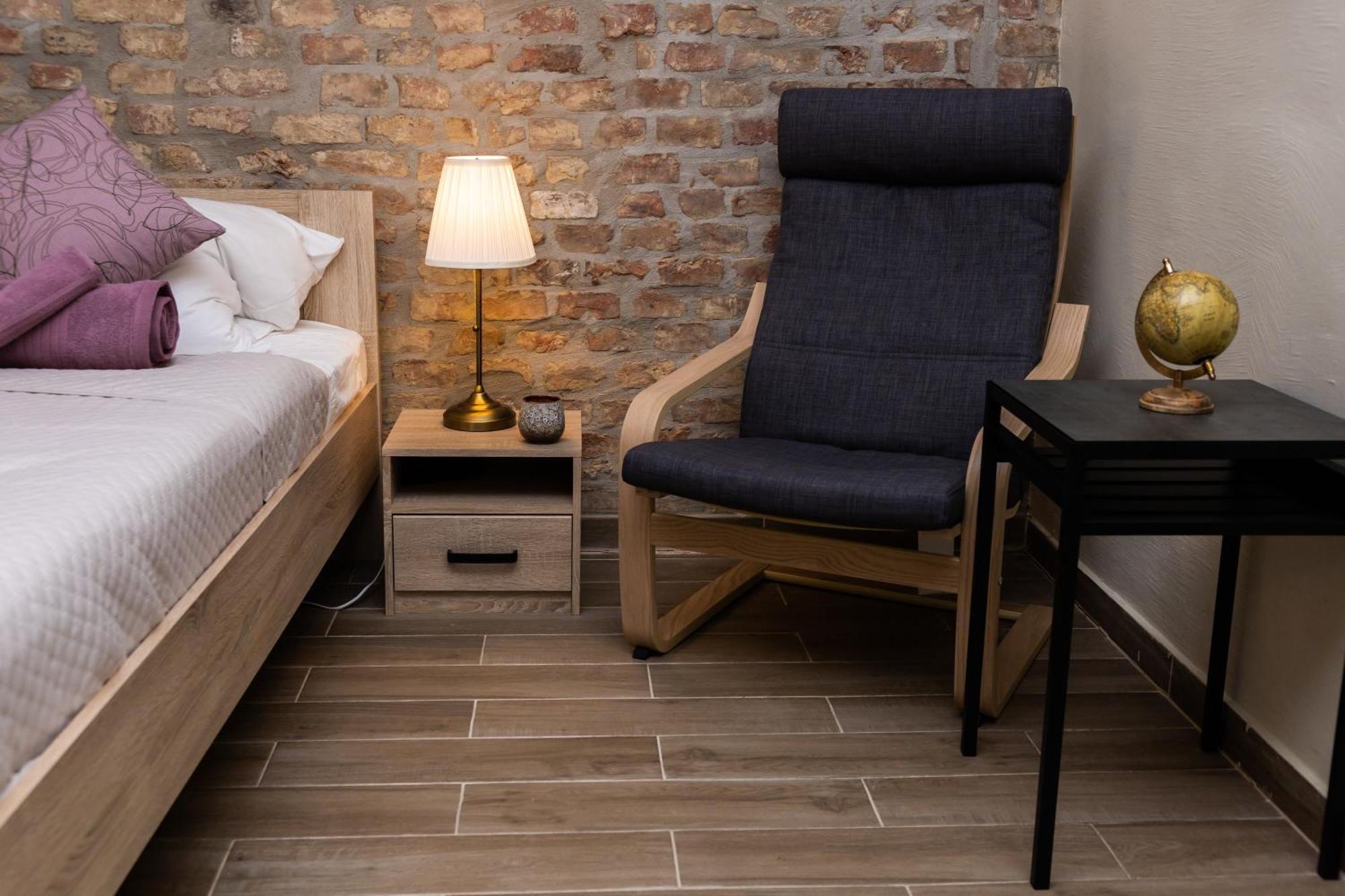 Comfortable Romantic 1 Bedroom Apartment Near Augarten ウィーン エクステリア 写真